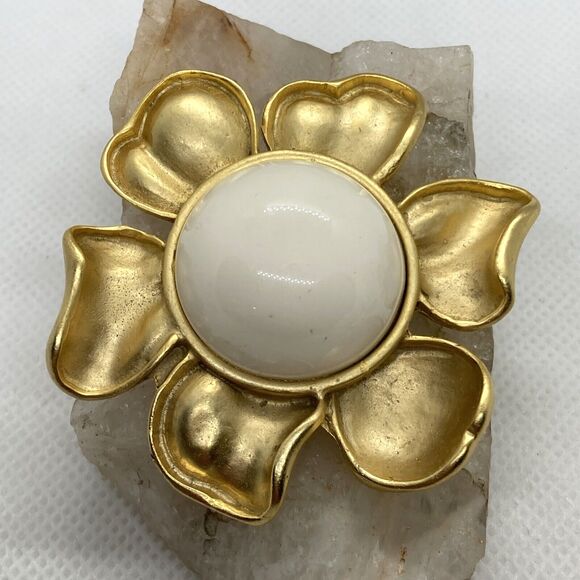Vintage Lot of 3 Gold Tone Pin Brooch Floral Mod M Jent Gold & White Flower - Picture 3 of 16